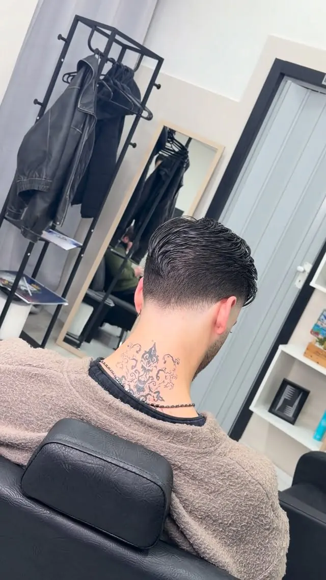 Wet look con fade realizzato da Andrej Shapoval